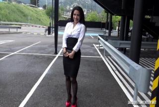 Jacquieetmicheltv - Nelie, sublime marocaine !