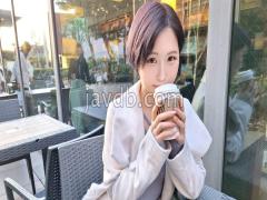 Mosaic SIRO-5282 An Older Lady With A Calm And Mysterious Atmosphere.